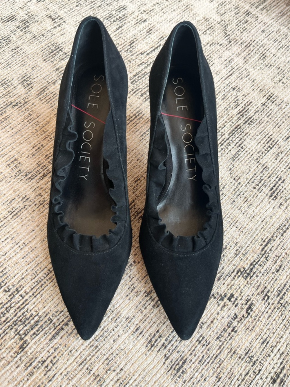Sole Society Black Pointed Ruffle-Trim Heels